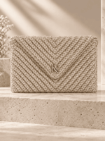 STAR Clutch BEIGE 01